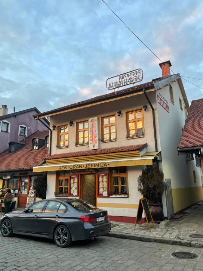 Lux Jefimija Daire Valjevo Dış mekan fotoğraf